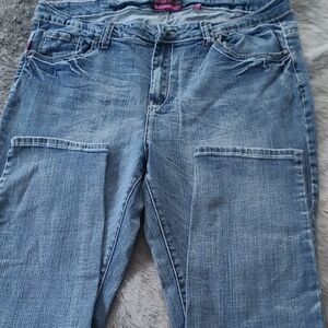 Classic Denim Women's Straight Leg Jeans